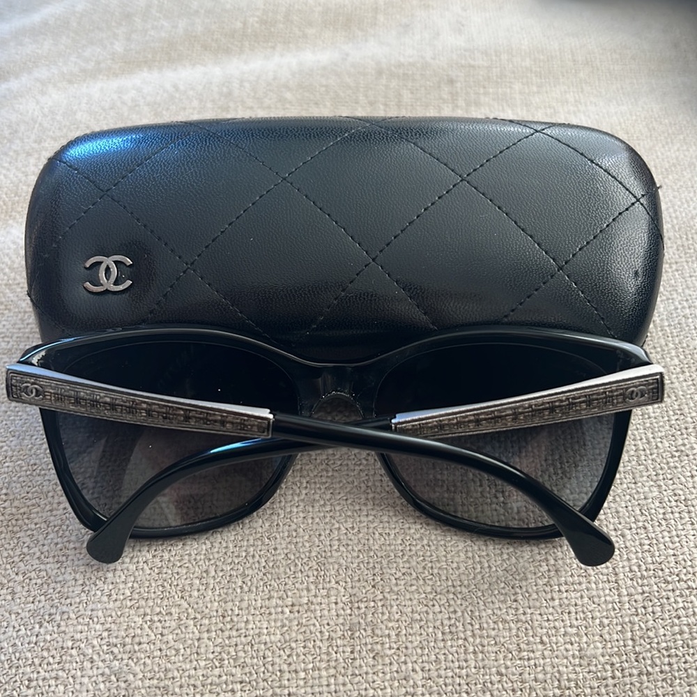 Authentic Chanel Black Sunglasses - Picture 2 of 5